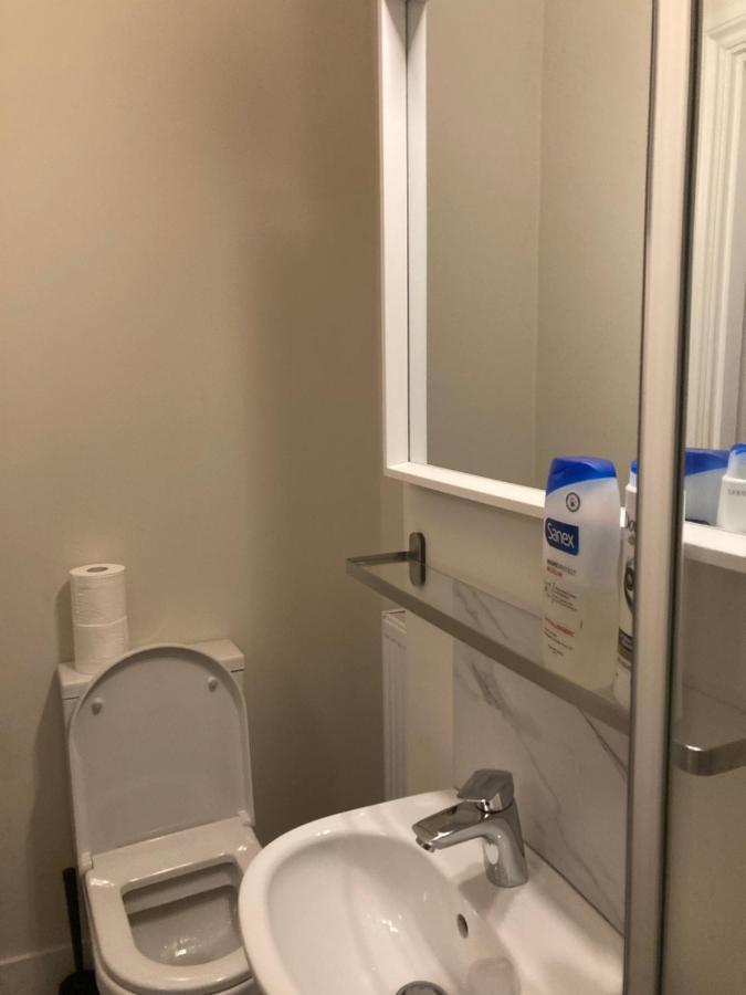 לונדון The Embassy View Rooms מראה חיצוני תמונה